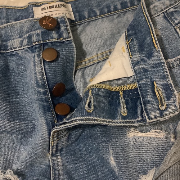 One x one teaspoon button fly Jean shorts - Picture 5 of 7